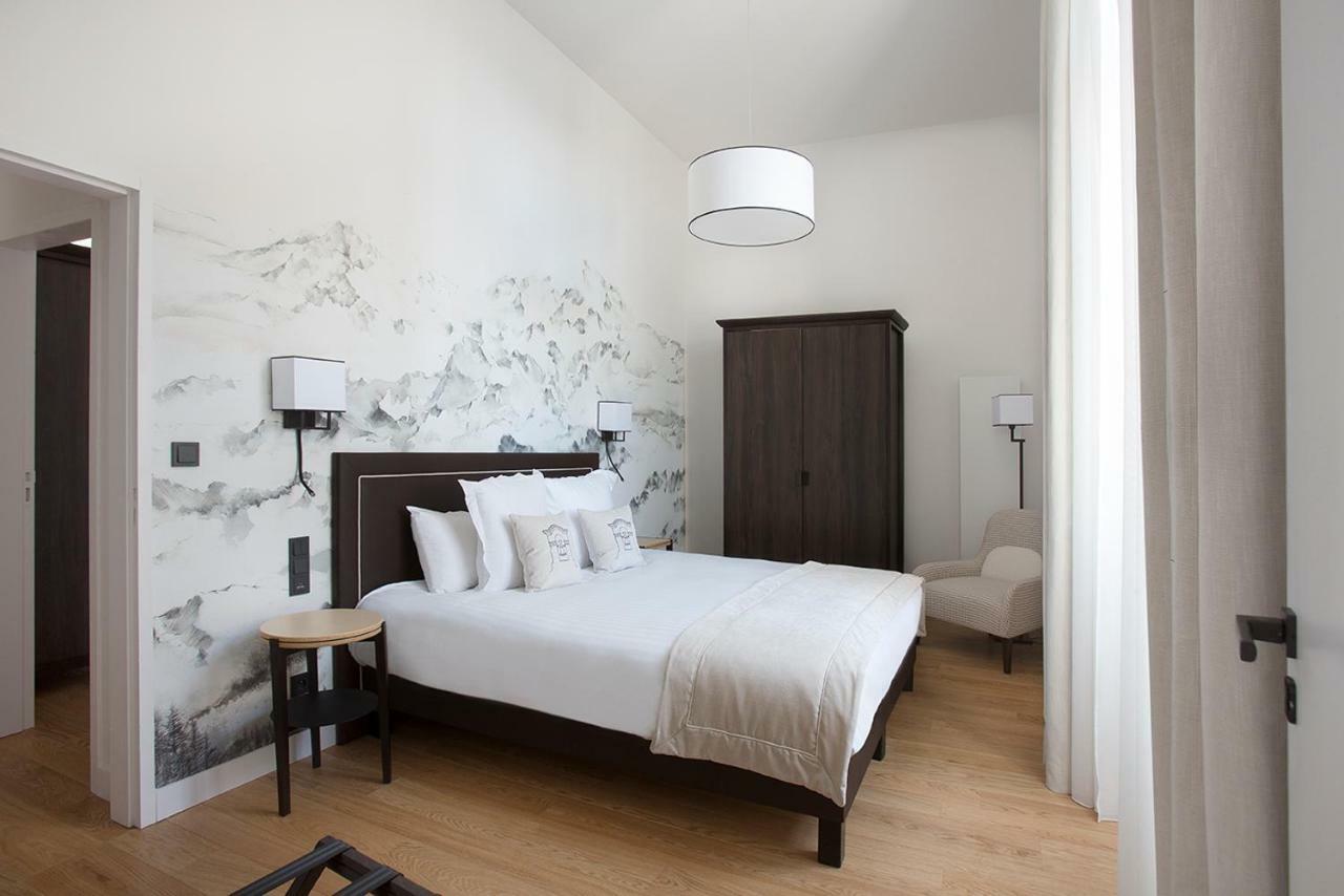 College Des Doctrinaires Hotel Лектур Екстериор снимка